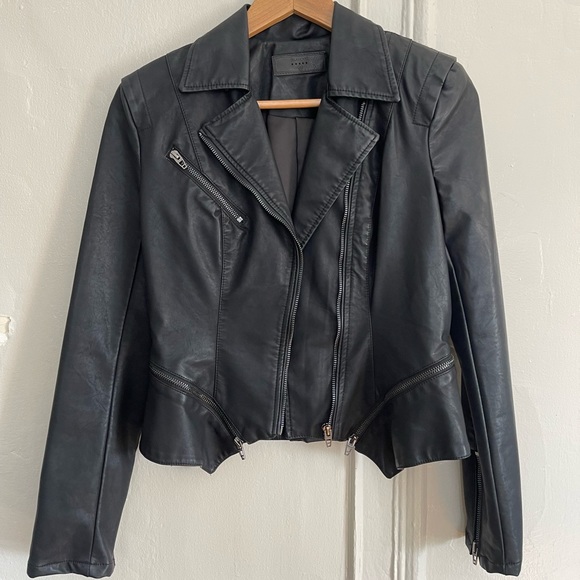 BLANK NYC black vegan leather jacket, fitted, size: XS - Picture 2 of 15